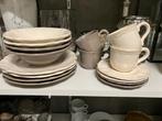 Set borden, kommetjes, koffietas en onderbord 16 stuks, Maison & Meubles, Cuisine | Vaisselle, Enlèvement, Comme neuf, Service complet