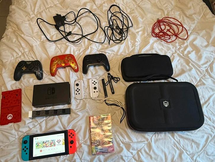 Nintendo switch - pack complet, Consoles de jeu & Jeux vidéo, Consoles de jeu | Nintendo Switch, Comme neuf, Enlèvement
