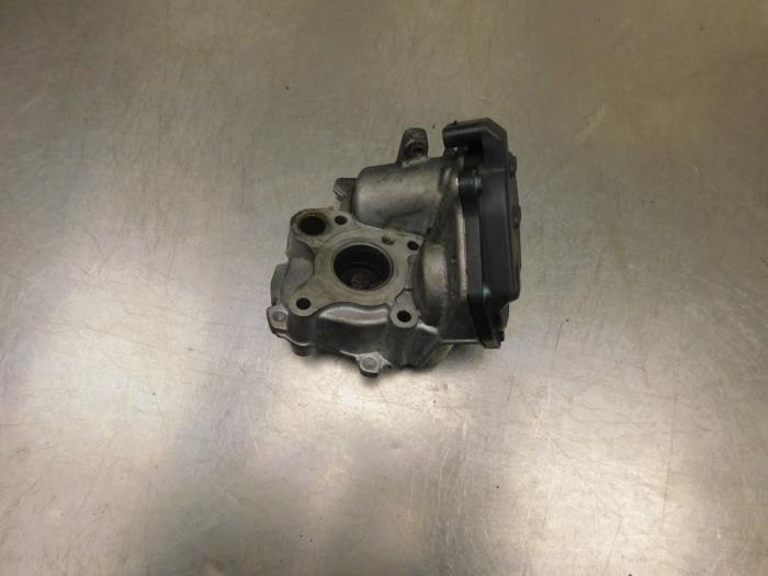 Valve RGE d'un Mercedes E-Klasse, Autos : Pièces & Accessoires, Systèmes d'échappement, Mercedes-Benz, Utilisé, 3 mois de garantie