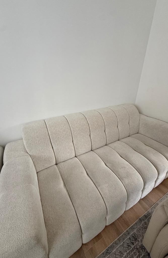 3 zetels beige zeer goede staat!! Moet weg verhuis, Huis en Inrichting, Zetels | Zetels, Zo goed als nieuw, Rechte bank, Vierpersoons of meer