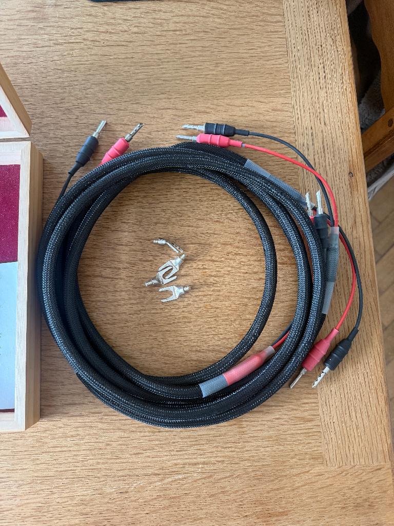 Câbles HP ASI Liveline Reference (2 x 2,40 mètres), TV, Hi-fi & Vidéo, Câbles audio & Câbles de télévision, Enlèvement ou Envoi