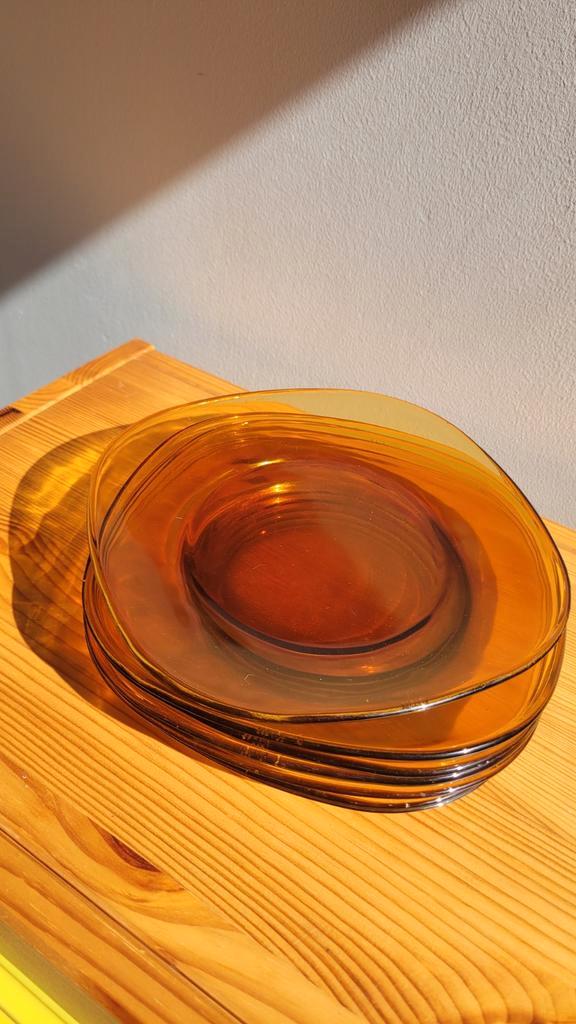 6 assiettes a dessert, Maison & Meubles, Cuisine | Vaisselle, Assiettes(s), Enlèvement