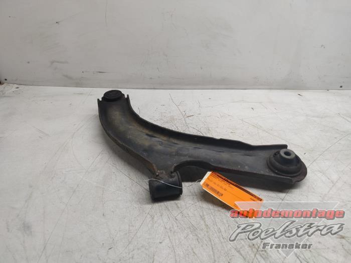 Bras de suspension avant gauche d'un Renault Clio, Autos : Pièces & Accessoires, Suspension & Châssis, Renault, Utilisé, 3 mois de garantie