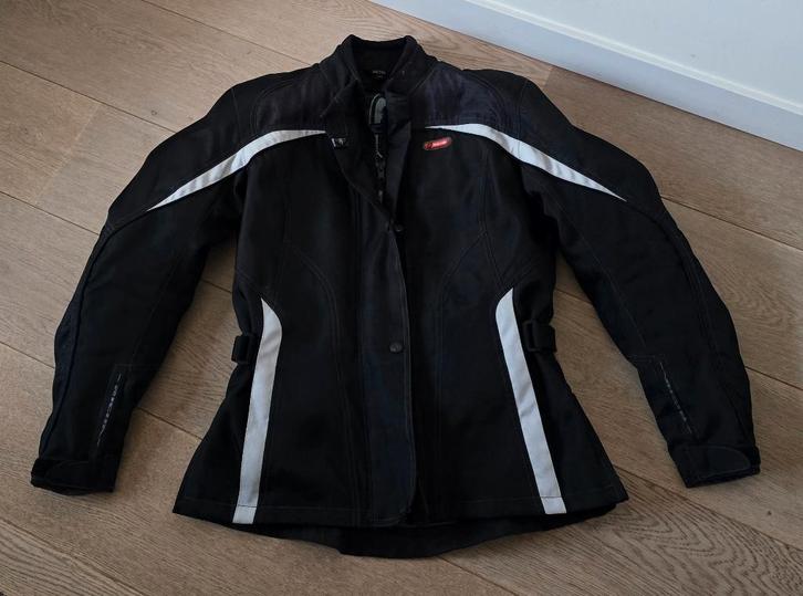 A vendre : veste de moto Richa pour femme en très bon état, Motos, Vêtements | Vêtements de moto, Manteau | tissu, Femmes, Neuf, avec ticket
