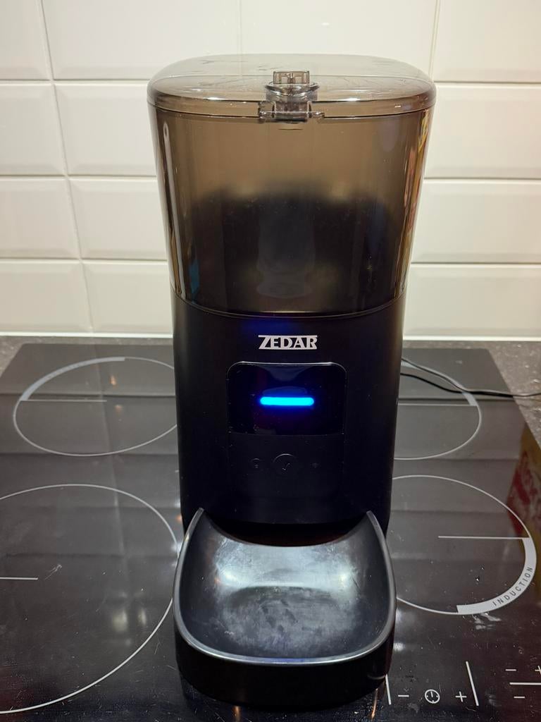 Zedar A600 Auotomatische voerbak kat en hond, Animaux & Accessoires, Nourriture & Abreuvoirs pour chats, Utilisé, Enlèvement