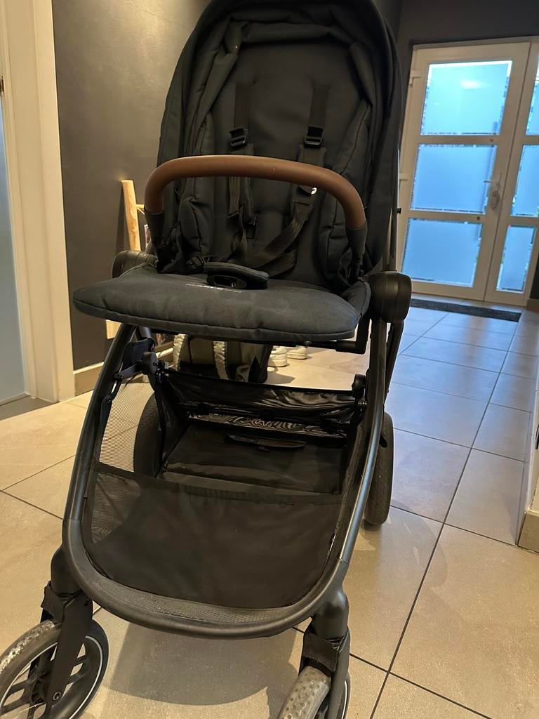 Maxi cosi street+, Kinderen en Baby's, Kinderwagens en Combinaties, Gebruikt, Kinderwagen, Maxi-Cosi, Met reiswieg, Ophalen