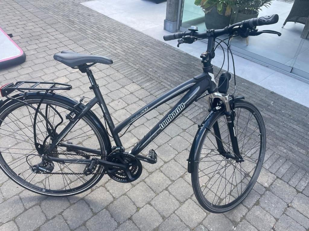 Lombardo Fitnessfiets – Perfecte Staat – Woon‑Werkverkeer, 28 inch, Zo goed als nieuw, Ophalen, Overige merken