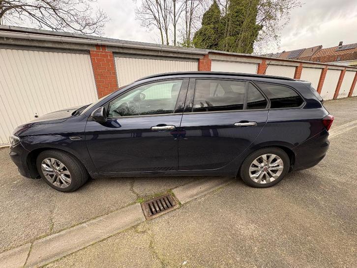 FIAT TIPO TURBO LOUNGE SW 1.4, Autos, Fiat, Particulier, Tipo, ABS, Caméra de recul, Phares directionnels, Airbags, Air conditionné