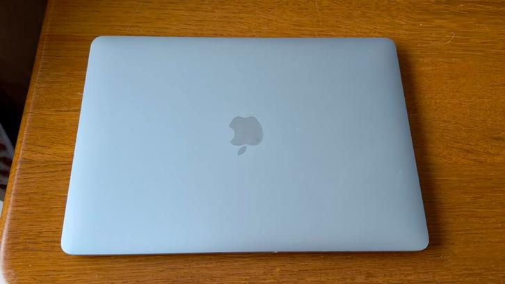 Macbook Pro 13 pouces - Puce M1 - parfait etat de marche, Informatique & Logiciels, Apple Desktops, Utilisé, Mac Pro, SSD, 8 GB