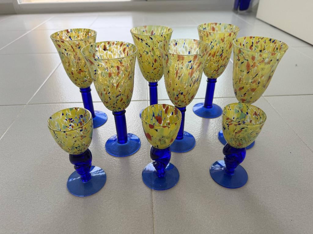 Ensemble de verres à vin et verres à liqueur design colorés, Enlèvement ou Envoi