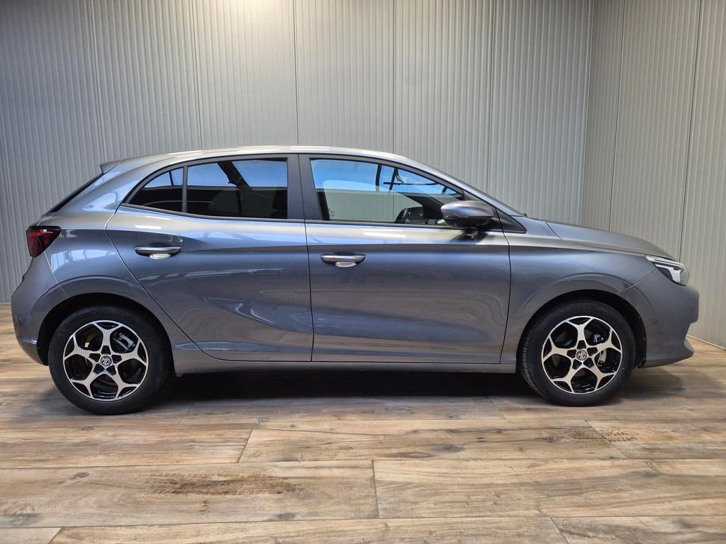 MG MG3 1.5Hybrid+ 194pk Luxury automaat, Auto's, 143 kW, Zwart, Bedrijf, 5 zetels