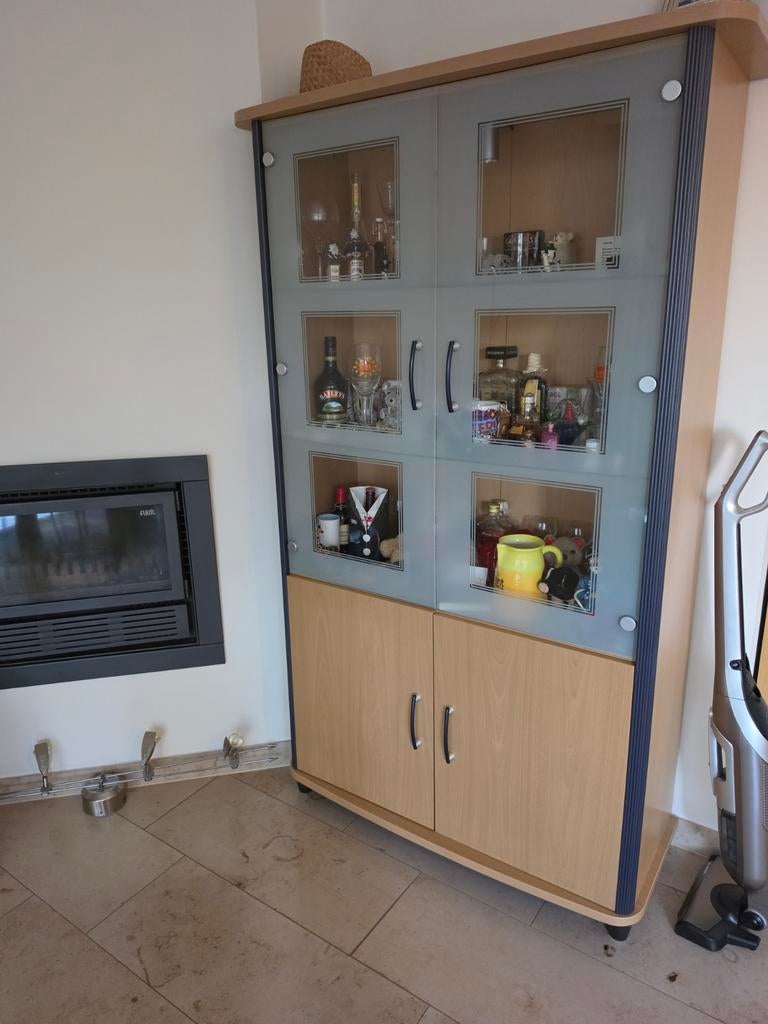 Vitrinekast met verlichting, Huis en Inrichting, Ophalen