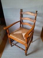 Chaise en bois, Enlèvement