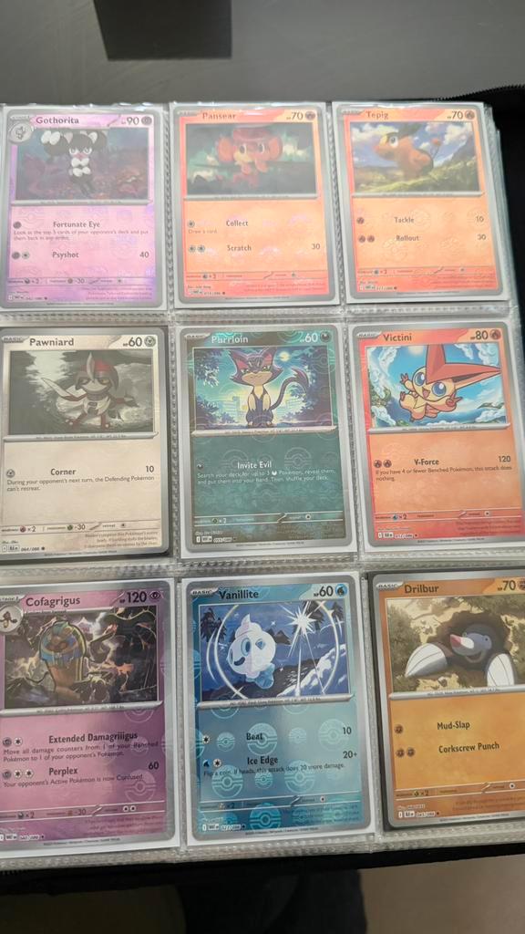 360 pokemon kaarten (holo/reverse/EX/Pokeballs), Hobby en Vrije tijd, Verzamelkaartspellen | Pokémon, Zo goed als nieuw, Ophalen of Verzenden