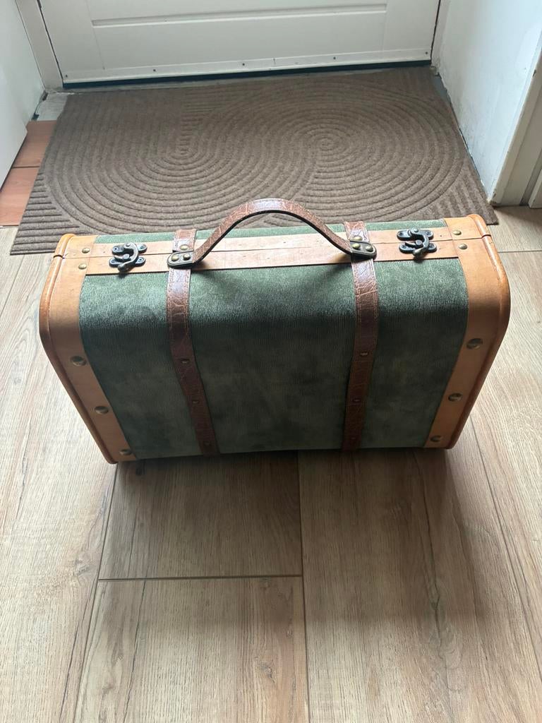 Valise vintage, Bijoux, Sacs & Beauté, Valises, Comme neuf, Enlèvement