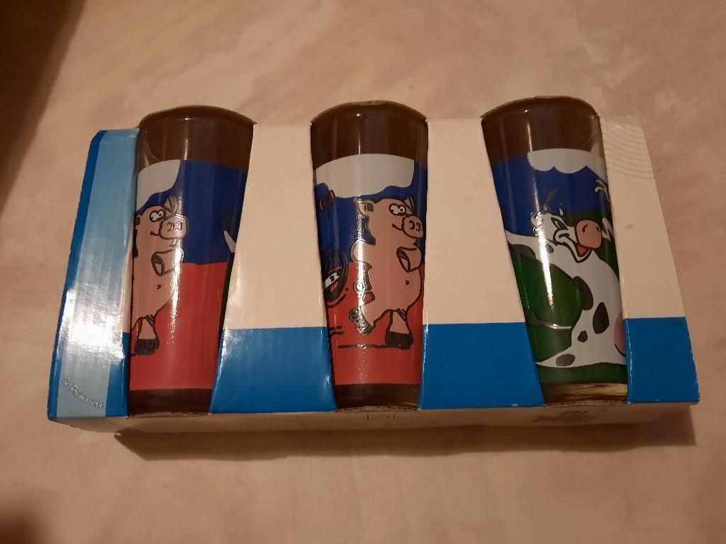 set 3 nieuwe kinderglazen met koe, varken, schaapje, Ophalen of Verzenden, Nieuw