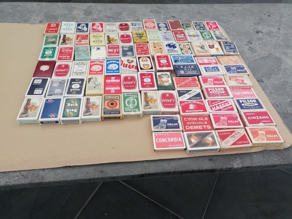 90 livres complets, des cartes, 320 livres séparés. Cartes, Timbres & Monnaies, Timbres | Albums complets & Collections, Enlèvement ou Envoi