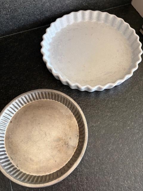 2 taartenvormen, Hobby en Vrije tijd, Ophalen of Verzenden, Gebruikt, Taarten, Bakvorm