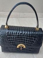 Chique klassieke handtas, Handtassen en Accessoires, Tassen | Damestassen, Ophalen of Verzenden, Handtas