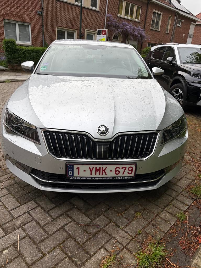 Skoda Superb 1.4TSI DSG, Argent ou Gris, Achat, Euro 6, Entretenue par le concessionnaire
