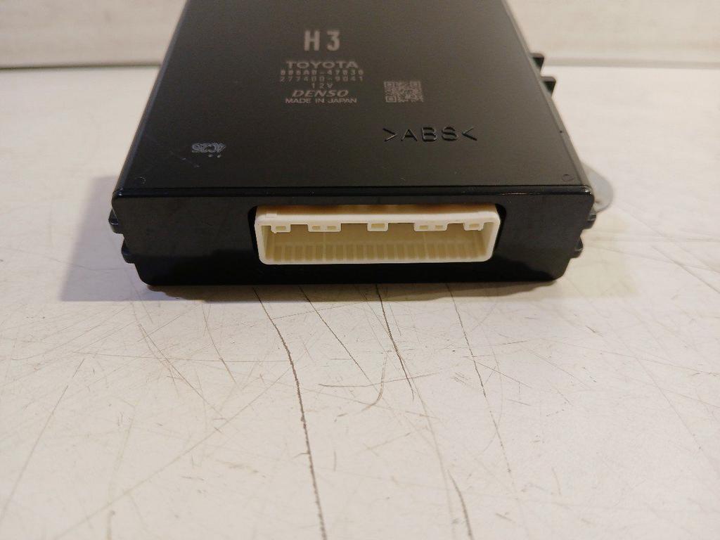 Computer kachel Toyota Prius, Onderdelen@venauto.nl, Van der Ven Autorecycling B.V., Ettenseweg 76, 4706 PB Roosendaal, The Netherlands