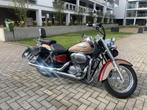 Honda Shadow VT750C2, 750 cm³, Plus de 35 kW, Chopper, 2 cylindres