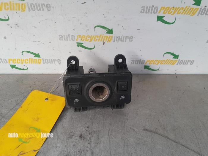 Commutateur chauffage siège d'un Ford Kuga, Autos : Pièces & Accessoires, Habitacle & Garnissage, Ford, Utilisé, 3 mois de garantie
