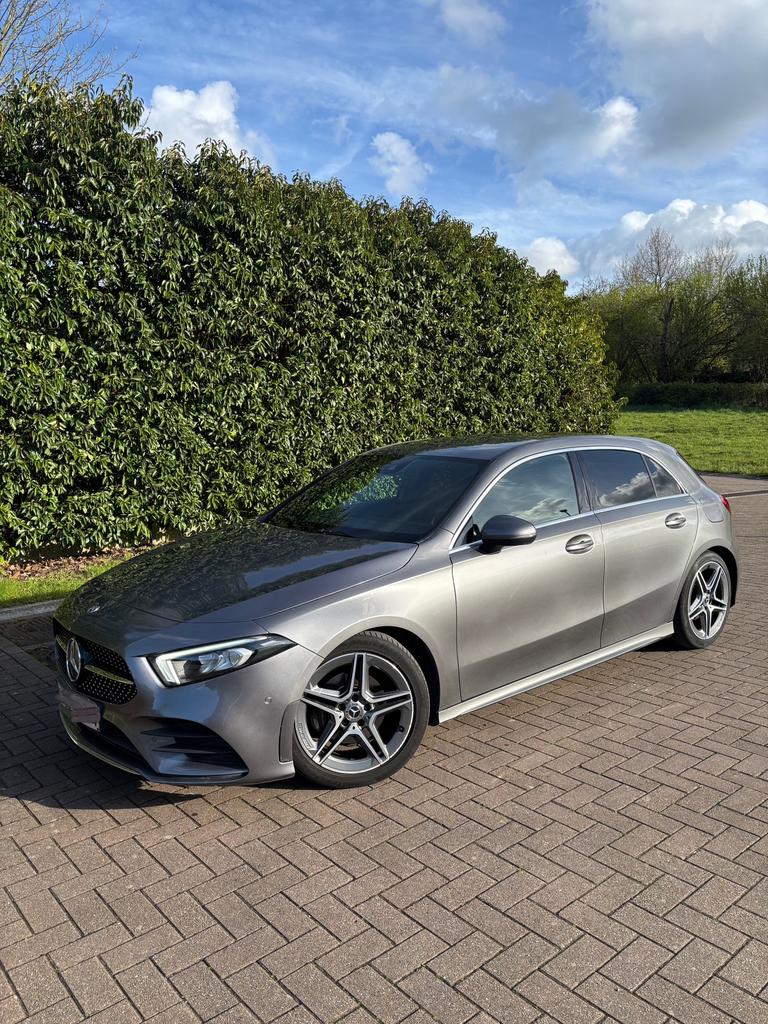 Mercedes A180d AMG, Auto's, Automaat, Alcantara, Bedrijf, Diesel