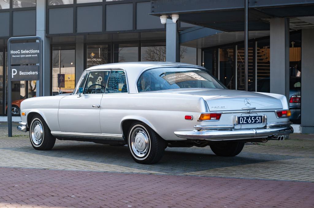 Mercedes-Benz S-Klasse 280 SE Coupé ( W111 ) (bj 1970), Automaat, Zwart, Bedrijf, 2778 cc