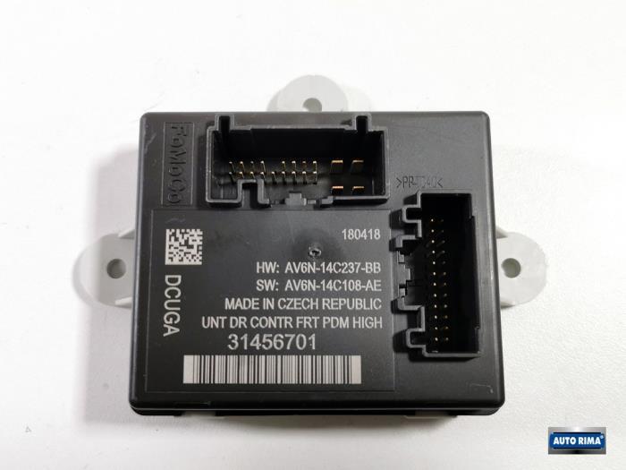 Centrale Deurvergrendelings Module van een Volvo V60, Gebruikt, -, -, Ophalen of Verzenden