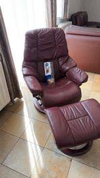 Fauteuil Stressless Ekornes cuir bordeaux + repose-pieds, Enlèvement, Comme neuf, Cuir