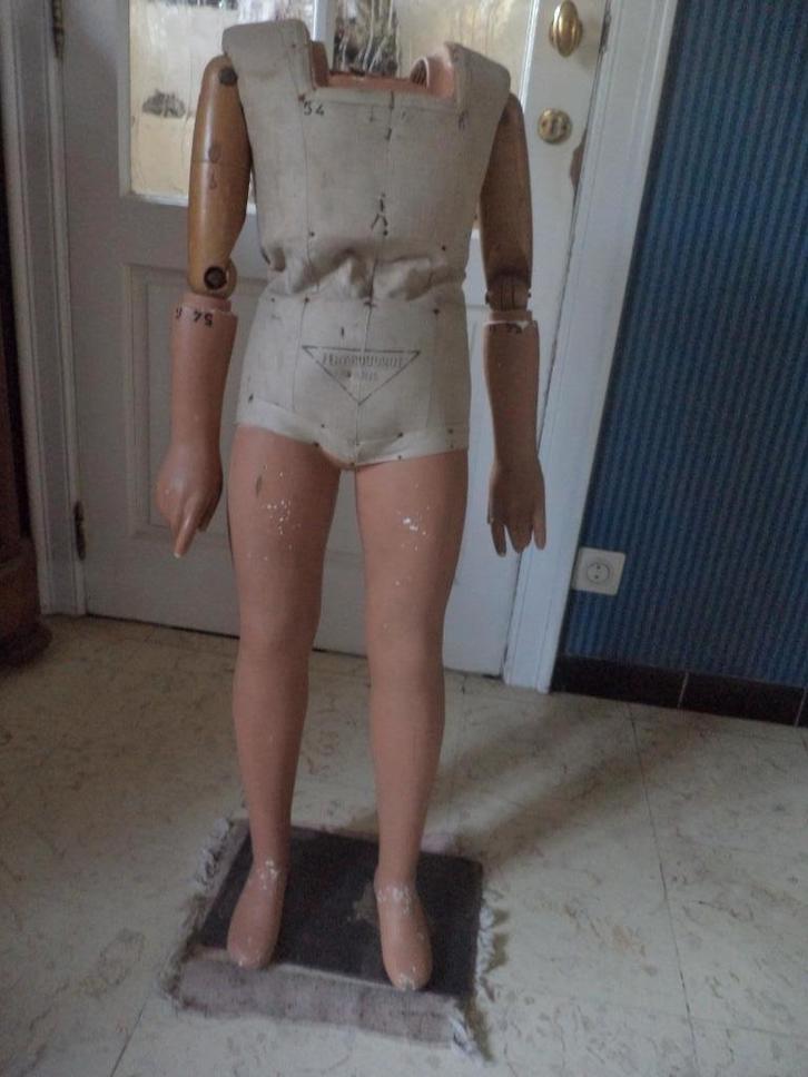 Etalagepop Ferry Boudrot   PARIS, Verzamelen, Militaria | Algemeen, Ophalen