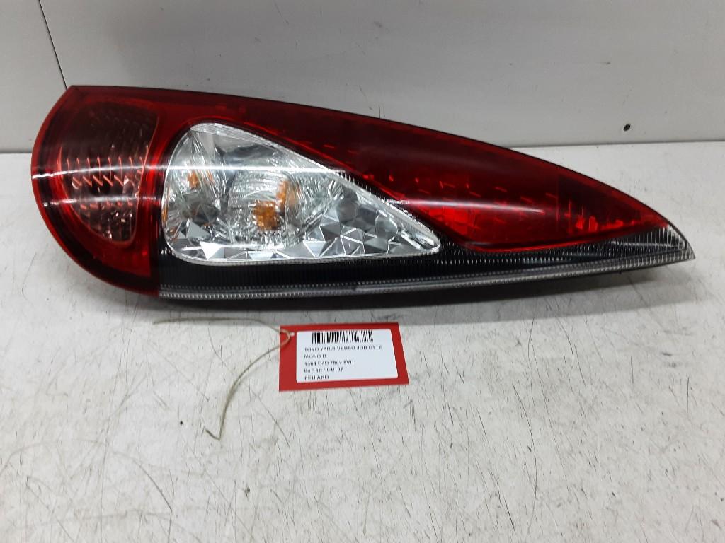 ACHTERLICHT RECHTS Toyota Yaris Verso (P2) (01-1999/09-2005), Gebruikt, Mevr. I. Hauben, Toyota, Rue de l'Espoir 34 34
4030  GRIVEGNÉE, BE