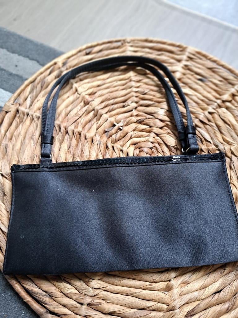 Kleine handtas, Ophalen, Handtas