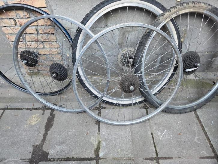 5 achterwielen 26 inch fiets, Fietsen en Brommers, Fietsaccessoires | Overige Fietsaccessoires, Gebruikt, Ophalen