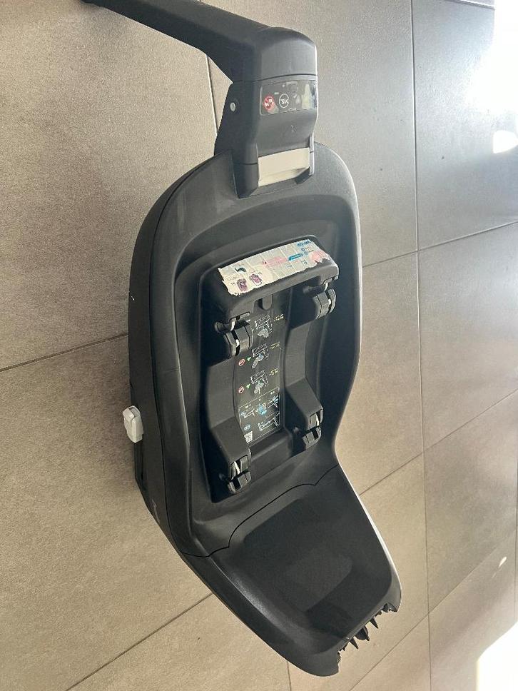 Maxi Cosi à 2 voies, Enfants & Bébés, Sièges auto, Utilisé, Maxi-Cosi, Isofix, Enlèvement