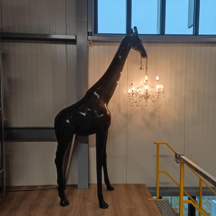 Qeeboo Giraffe in love M lamp, Antiek en Kunst, Antiek | Verlichting, Ophalen of Verzenden