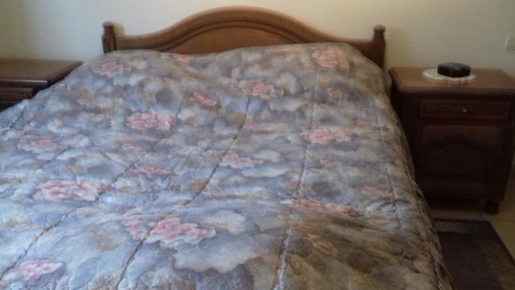 eik bed 180cm-200cm+matras+lattoflex + 2nachtkastjes+commode, Huis en Inrichting, Slaapkamer | Bedden, Tweepersoons, 180 cm, 220 cm