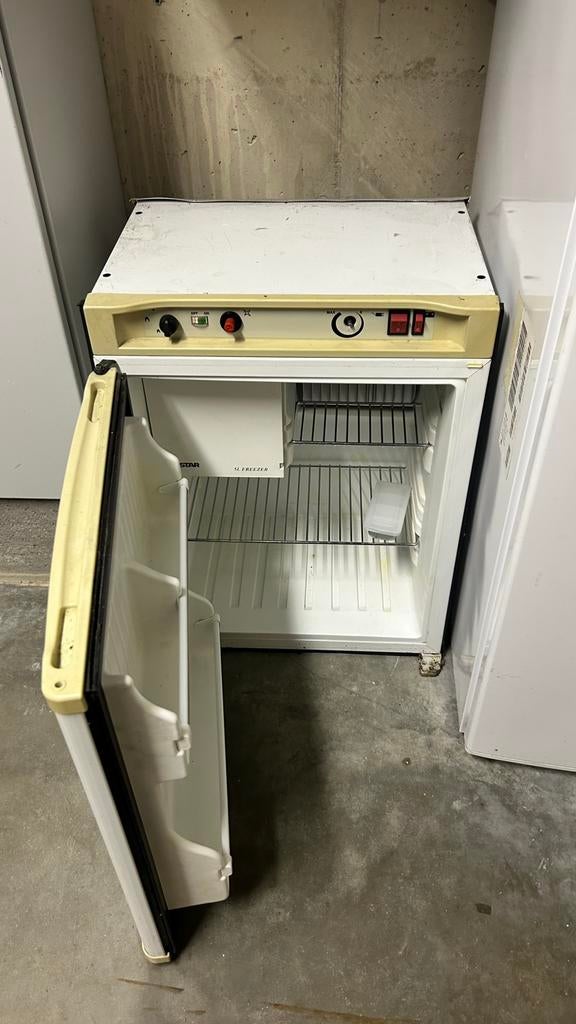 Inbouw campingkoelkast, Ophalen, Gebruikt, Minder dan 85 cm, Minder dan 60 cm