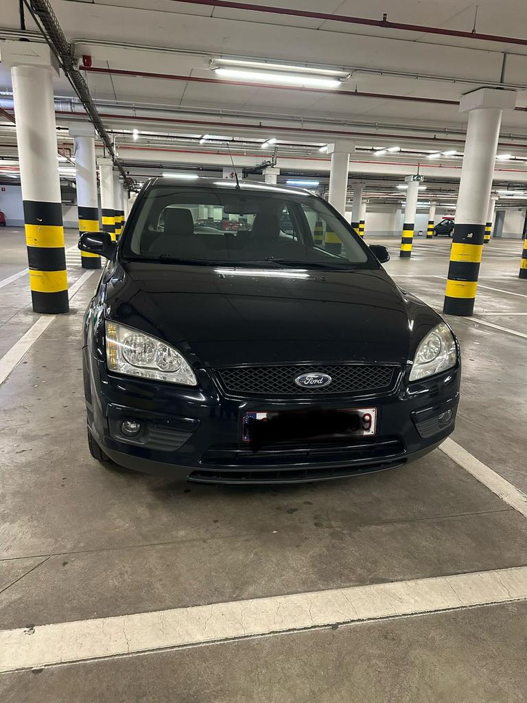 Démarrage et conduite de la voiture Ford Focus 1.6 diesel, Autos, Ford, Focus, Boîte manuelle, Autres couleurs, Particulier