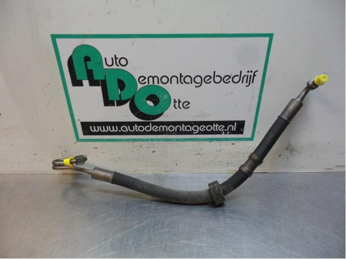 Conduit direction assistée d'un Mercedes CLK (CLK 97-), Autos : Pièces & Accessoires, Autres pièces automobiles, Mercedes-Benz