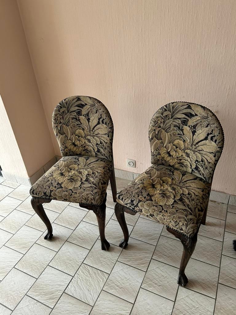 2 stoelen met leeuwenpoten, Ophalen, Gebruikt, Twee