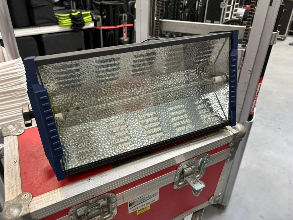 Showtec Titan strobe, Enlèvement, Utilisé, Lumières, Effet stroboscopique