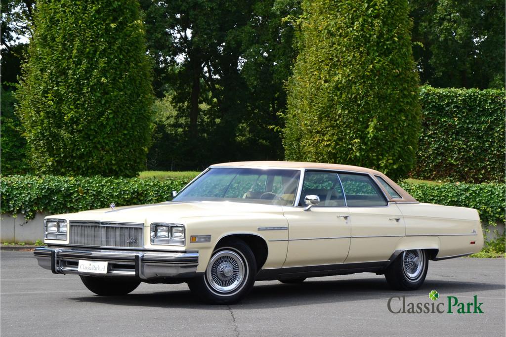 Buick Electra Limited 4-door Sedan Hardtop (bj 1976), Auto's, Automaat, 4 deurs, Achterwielaandrijving, Overige kleuren