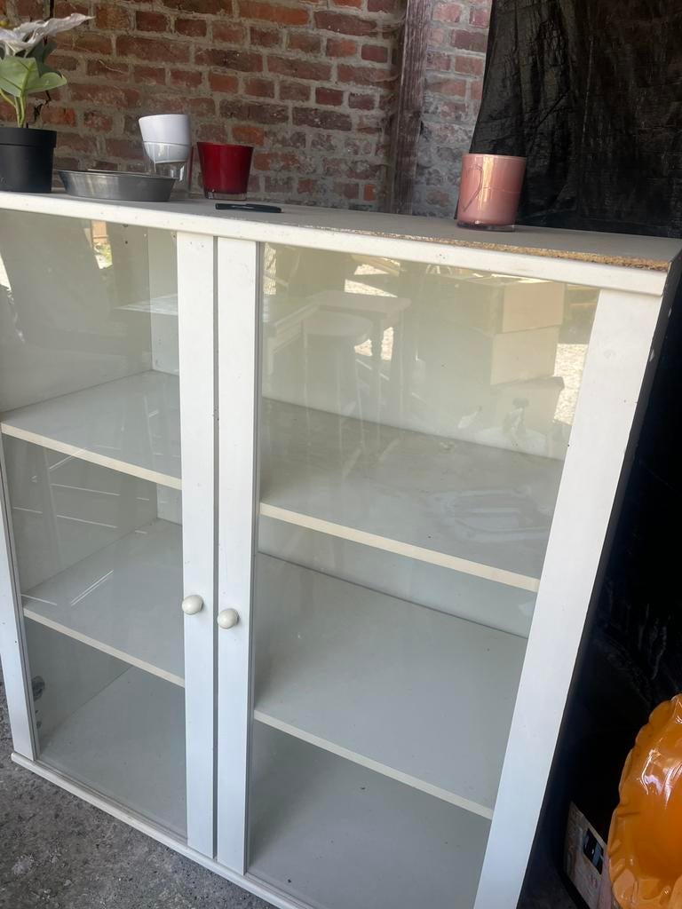 Gratis kast  sms naar 0494 77  50 80, Enlèvement, Comme neuf