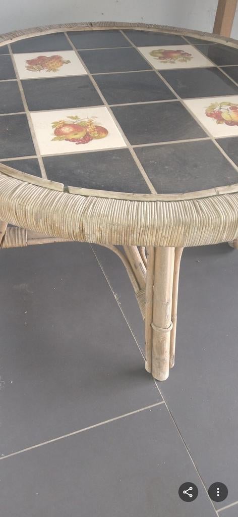 Ronde tuintafel in bamboe met stenen blad., Ophalen