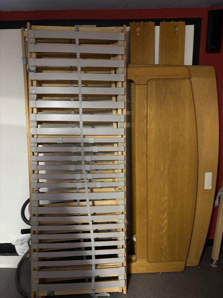 2 sommiers à lattes, 140 cm, Enlèvement, Utilisé, Sommier