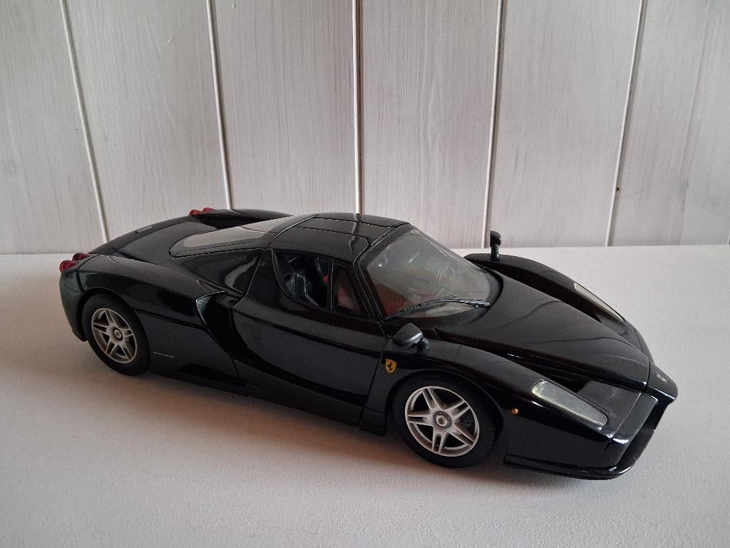 Ferrari Enzo - Hotwheels - 1/18, Enlèvement