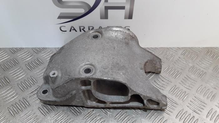 Support cardan d'un Mercedes A-Klasse, Autos : Pièces & Accessoires, Freins & Transmission, Mercedes-Benz, Utilisé, 3 mois de garantie