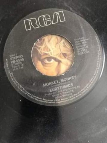 7" Eurythmics, Love is a stranger, Enlèvement ou Envoi, Utilisé, Pop rock